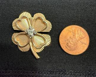 14K Yellow Gold Diamond Four-Leaf Clover Brooch Pin