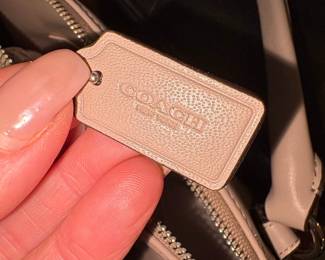 Coach Mollie Tote Ice Pink fourth image