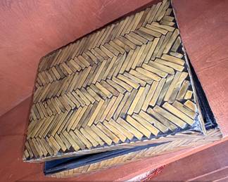 Vintage Herringbone Woven Rattan and Lacquer Box second image