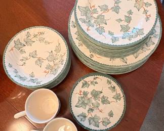 BHS Country Vine China Dinnerware Set