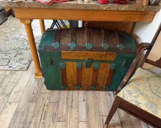 Vintage dome trunk