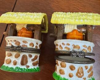 Pair of vintage Limoges style boxes