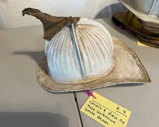 9. Cairns & Bros - New York - White - Size Unknown - No Shield