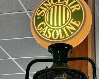 Sincalir Restored 10 Gallon Gas Pump