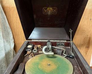 F45. Victrola Record Player w/Key-Floor Model	
