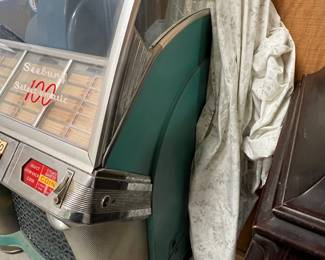 Seeburg Juke Box, 
