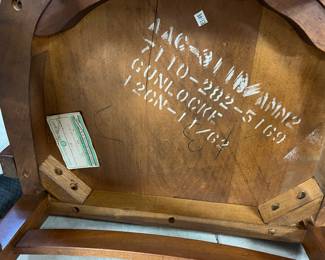 F28. Gunlocke Lawyer/Juror/Bank Chair							With Label