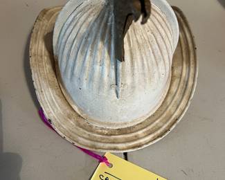 9. Cairns & Bros - New York - White - Size Unknown - No Shield