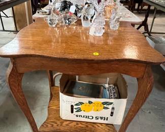 F54. Square Oak Side Table										24” x 24” x 30”