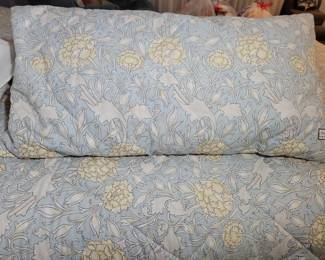 WILLIAM MORRIS King Size Comforter 