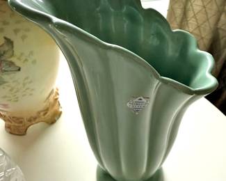 Abingdon Art Deco Green Ceramic Fan Vase