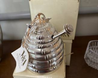 V&A Museum Silver Tone Beehive Honey Pot