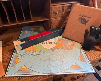 Vintage Game of Exports and Transportation Board Game, 1977 Map Master 3 Ring Binder of U.S.A. Maps