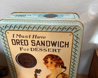 1986 Nabisco Oreo Sandwich Cookie Advertising Tin