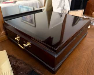 Bombay Company Tea Organizer Chest