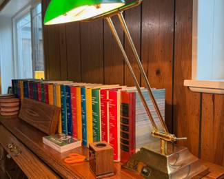 Traditional Brass Banker's Lamp with Green Glass Shade
