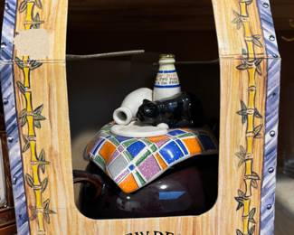 Paul Cardew "Brown Betty" Teapot