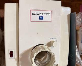 Pasta Perfetto Electric Pasta Maker