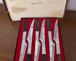 Set of 6 Burnco Steak Knives