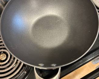 Calphalon Anodized Nonstick Wok