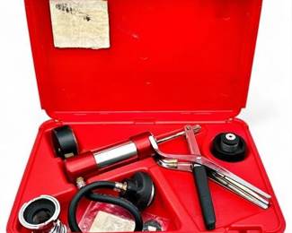 Mac Tools Radiator Pressure Tester with Case