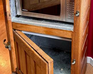 Early 1900s Blending Hall Century Solid Oak Ice Box