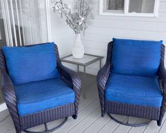 Set of 4 of Dark Brown Resin Wicker Swivel Patio Chairs with Blue Cushions