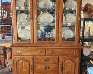 China cabinet (detailed pics of china in other pics)