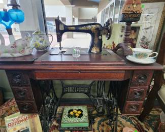 Treadle sewing machine