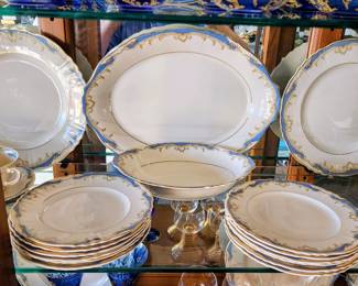 Carvel by Syracuse china set