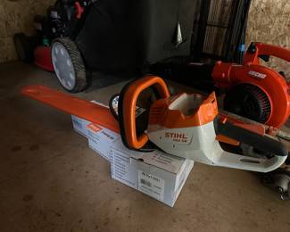 Stihl HSA 56 Battery-Powered Hedge Trimmer, Echo PB-250LN Gas-Powered Leaf Blower