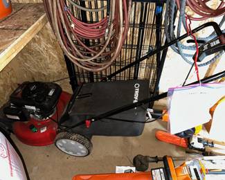 Troy-Bilt Gas Self-Propelled Lawn Mower
