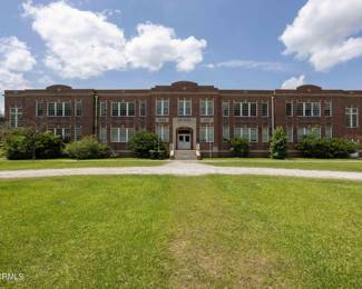 Atkinson Auction House pic