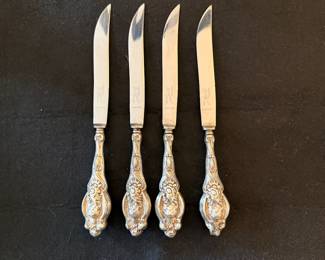 Steak knives