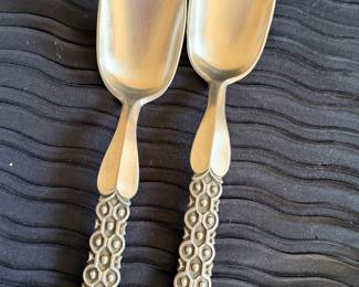 Vintage "Old Norse" pattern (David Andersen, Norway) salad set 