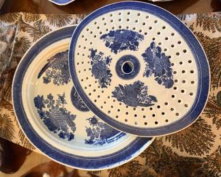 Chinese Export Blue Fitzhugh oval platter with Nazarene /strainer.