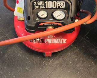 3 gal pancake air compressor 