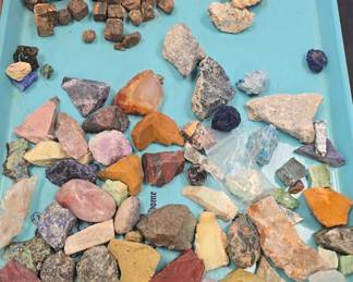 Awesome rock and mineral collection!! lots of different kinds. 