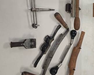 Vintage wood planes, spoke shaves and more 