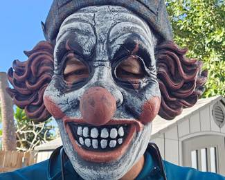 Thick rubber mask $7