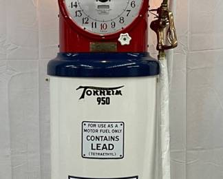 1932 Tokheim 950 Clock Face Gas Pump with Mobilgas Pegasus Globe - Professionally Restored