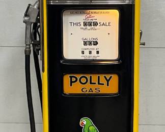 Gilbarco Polly Gas Pump with Illuminated Globe
