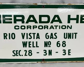 Porc. Amerada Hess Corporation Sign, 26×10 , Rio Vista Gas Unit