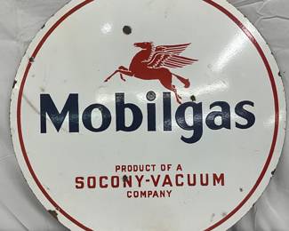DS Porc. Mobilgas Sign, 30in Diameter