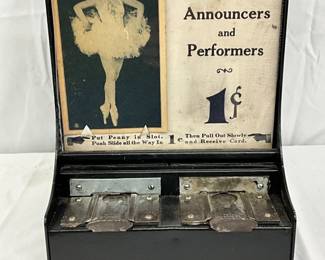 Early Exhibit Supply Co. Coin-Op Display Machine, 7×11