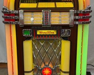 Wurlitzer 45 RPM Vinyl Bubbler Jukebox