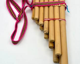 Peruvian Bamboo Panpipes or Zampoña or Siku