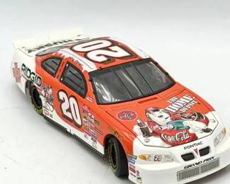 2001 Tony Stewart #20 Home Depot/Coca-Cola Polar Bear Pontiac Grand Prix NASCAR diecast car