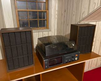 Lloyds three piece record player