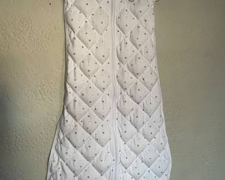 Dreamland baby weighted sleep sack size, large, new with tags, never worn